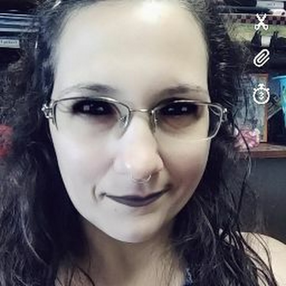 Meet your Posher, Darci